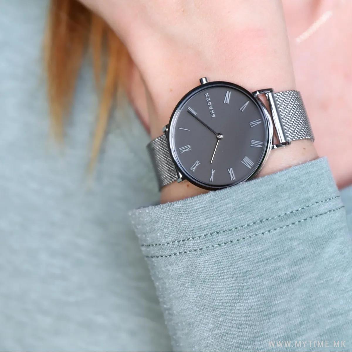 SKW2677 HALD MY TIME