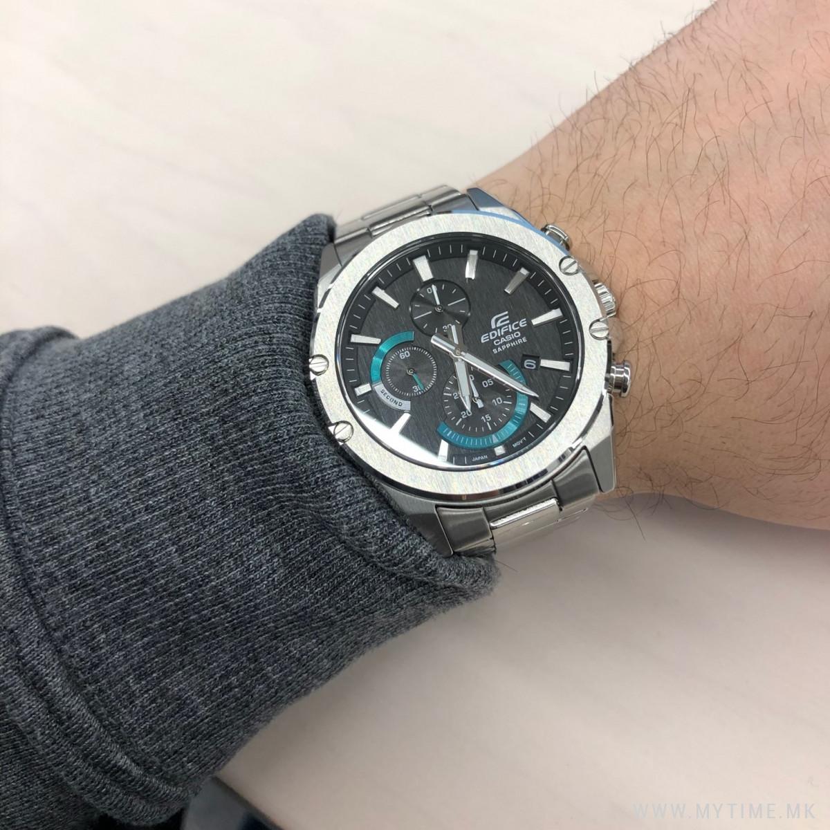 Casio top efr s567