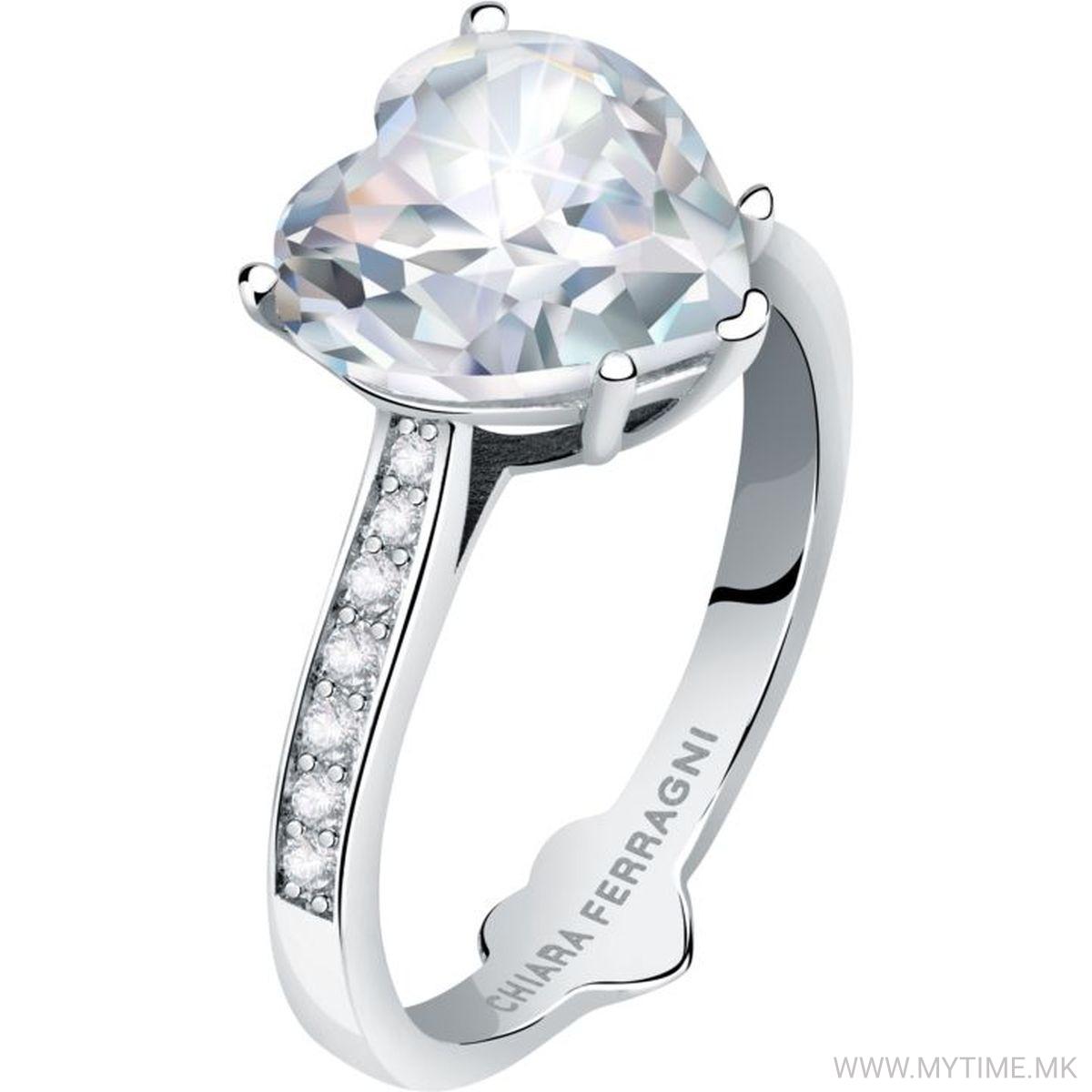 J19AVF01018 FIRST LOVE 