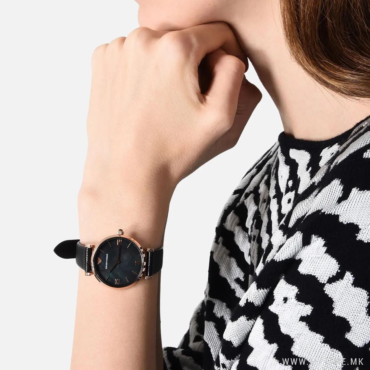 AR11060 GIANNI T-BAR 